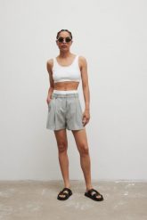 Eleganckie szorty z wiskozą w kolorze SZARYM - ORIO-S. Szare szorty damskie Marsala, bez wzorów, z bawełny. Za 319.90 zł.