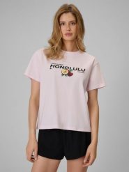 4F T-shirt loose z nadrukiem damski - różowy L. Czerwone t-shirty damskie 4F, l, bez wzorów, z bawełny, bez kołnierzyka. Za 69.99 zł.
