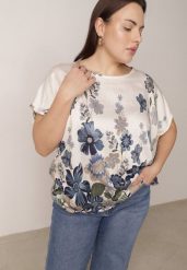 Niebieska Wiskozowa Bluzka w Kwiaty Talina. Niebieskie bluzki damskie Born2be, l, bez wzorów, z jeansu, eleganckie, bez kołnierzyka, bez ramiączek. Za 49.99 zł.