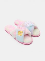 Pluszowe kapcie Care Bears - wielobarwny. Kapcie damskie Sinsay. Za 29.99 zł.