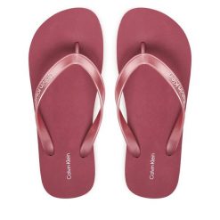 Japonki Calvin Klein. Czerwone klapki damskie Calvin Klein, bez wzorów, bez obcasa, bez zapięcia. Za 189.99 zł.