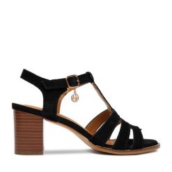 Sandały Lasocki. Czarne sandały damskie Lasocki, bez wzorów, bez obcasa, na słupku, bez zapięcia. Za 229.99 zł.