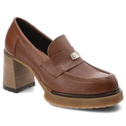 Brązowe Półbuty Armodo Eleganckie Obuwie Na Obcasie. Brązowe półbuty damskie Armodo, na wiosnę, z aplikacjami, z nubiku, bez obcasa, na obcasie, bez zapięcia. Za 299.00 zł.