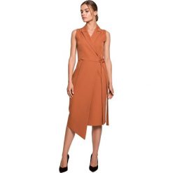 Sukienka marynarka na lato bez rękawów asymetryczna żakietowa brązowa. Brązowe marynarki i żakiety damskie Sukienki.shop, s, bez wzorów, biznesowe. W wyprzedaży za 160.00 zł.