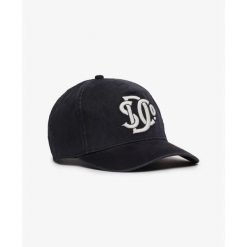 Damska czapka typu trucker Superdry Merchant Monogram. Zielone czapki damskie Superdry, z aplikacjami. Za 148.35 zł.