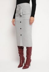 Jasnoszara Ołówkowa Spódnica z Kaszmirem Wysokim Stanem Kieszeniami i Metalowymi Guzikami Edialora. Szare spódnice damskie Born2be, do pracy, s, bez wzorów, z kaszmiru, biznesowe, midi. Za 79.99 zł.