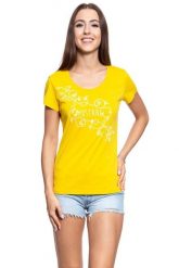 MUSTANG T SHIRT DAMSKI Alexia C Print 1009390 9046. Żółte t-shirty damskie Mustang, s, bez wzorów, bez kołnierzyka. W wyprzedaży za 39.99 zł.