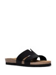 Sunbay Klapki "Rita" w kolorze czarnym rozmiar: 39. Czarne klapki damskie Sunbay, bez wzorów, z otwartym noskiem, bez obcasa, bez zapięcia. Za 169.95 zł.