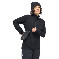 Damska kurtka turystyczna Haglöfs Rosson Mid. Czarne kurtki damskie Haglöfs, bez wzorów, bez kaptura. W wyprzedaży za 446.35 zł.