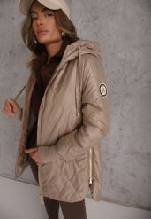 Brązowa Przejściowa Kurtka z Kapturem Pikowanymi Przeszyciami i Suwakami Kave. Brązowe kurtki damskie Renee, l, bez wzorów, z jeansu, z kapturem. Za 159.99 zł.