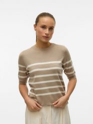 Vero Moda Sweter w kolorze beżowo-kremowym rozmiar: L. Brązowe swetry klasyczne damskie Vero Moda, l, ze splotem, bez kołnierzyka. Za 69.99 zł.