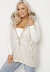 Jasnoszara Kamizelka Pikowana z Kapturem i Ściągaczami Kolavira. Szare kamizelki damskie Born2be, plus size, bez wzorów, z jeansu, z kapturem. Za 159.99 zł.