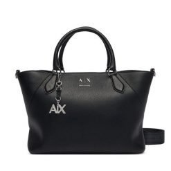 Torebka Armani Exchange. Czarne torebki klasyczne damskie Armani Exchange, bez dodatków. Za 729.99 zł.
