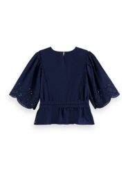 Scotch & Soda Bluzka w kolorze granatowym rozmiar: 36. Niebieskie bluzki damskie Scotch & Soda, bez wzorów, z bawełny, bez kołnierzyka, bez ramiączek. Za 136.13 zł.