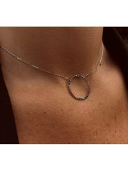 DI GIORGIO Srebrny naszyjnik z elementem ozdobnym - dł. 39 cm rozmiar: onesize. Szare naszyjniki damskie DI GIORGIO, z cyrkonią, srebrne. Za 130.99 zł.