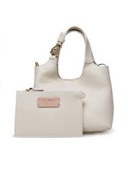 Coccinelle Torebka SHA Coccinelle C-Easy E1 SHA 58 01 01 Écru. Torebki klasyczne damskie Coccinelle, ze skóry, bez dodatków. Za 999.99 zł.