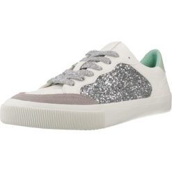 Buty GEOX D EMMELENY Biały. Białe obuwie trekkingowe damskie Geox, z syntetyku, bez zapięcia. Za 243.99 zł.