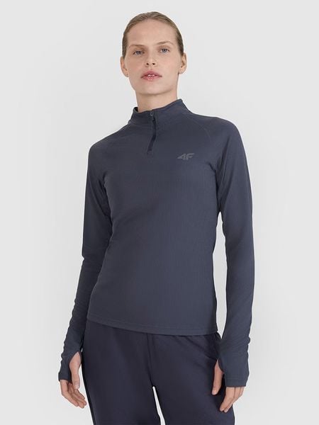 4F Koszulka funkcyjna w kolorze antracytowym rozmiar: M. Czarne koszulki damskie 4F, m, bez wzorów, bez kołnierzyka, bez ramiączek. Za 91.77 zł.