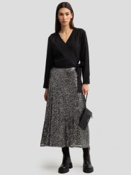 Spódnica damska cekinowa midi srebrna Soleasi 904. Szare spódnice damskie Big Star, na co dzień, l, bez wzorów, eleganckie, midi. W wyprzedaży za 139.99 zł.