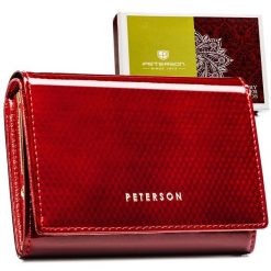Duży portfel damski ze skóry naturalnej w czerwonym kolorze, zamykany zatrzaskiem - Peterson. Czerwone portfele damskie Peterson, bez wzorów, ze skóry. Za 119.99 zł.