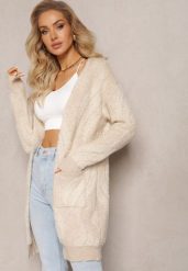 Jasnobeżowy Luźny Kardigan Niezapinany z Dłuższym Włosiem Karsta. Brązowe kardigany damskie Renee, bez wzorów, z dzianiny. Za 99.99 zł.