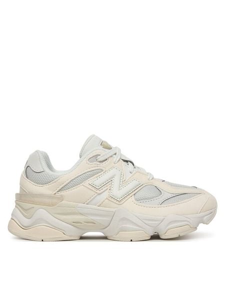 New Balance Sneakersy PC9060LL Biały. Białe buty sportowe chłopięce New Balance, z materiału, bez zapięcia. Za 499.99 zł.