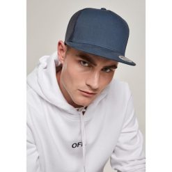 Czapka Flexfit Classique Trucker. Niebieskie czapki z daszkiem damskie FLEXFIT, bez wzorów. Za 86.50 zł.