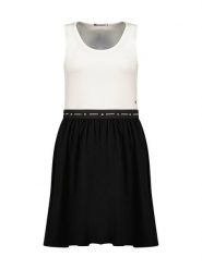 Geographical Norway Sukienka "Jodia" w kolorze biało-czarnym rozmiar: L. Białe sukienki damskie Geographical Norway, bez wzorów, bez ramiączek. Za 86.99 zł.