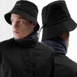 KAPELUSZ UNISEX 4F TREKKINGOWY BUCKET HAT Z FILTREM UPF AFCAU084 L. Czarne kapelusze damskie 4F, bez wzorów, eleganckie. Za 79.99 zł.