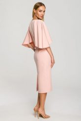 Sukienka ołówkowa z szerokimi rękawami pudrowa z pelerynką. Czerwone sukienki damskie MOE, bez wzorów, z elastanu, eleganckie, bez ramiączek. Za 309.00 zł.