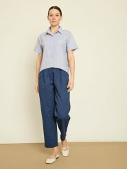 BGN Koszula w kolorze błękitnym rozmiar: 36. Niebieskie koszule damskie BGN, bez wzorów, bez kołnierzyka, bez ramiączek. Za 86.99 zł.