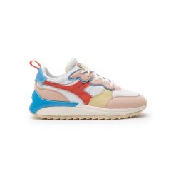 Sneakersy damskie DIADORA JOLLY CANVAS WN. Czerwone obuwie sportowe damskie Diadora, bez zapięcia, trekkingowe. Za 169.99 zł.