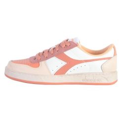 Sneakersy damskie DIADORA MAGIC BASKET LOW ICONA WN. Brązowe obuwie sportowe damskie Diadora, bez zapięcia, trekkingowe. Za 199.99 zł.