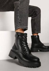 Czarne Botki Workery Vices Zdobione Klamerką przy Cholewce Deota. Czarne botki damskie Born2be, z jeansu, eleganckie, bez obcasa, na płaskiej podeszwie, bez zapięcia. Za 149.99 zł.