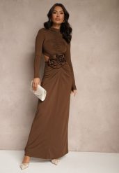Brązowa Koktajlowa Sukienka z Wiskozą Ozdobiona Kwiatem 3D i Wycięciami Hannith. Brązowe sukienki damskie Renee, bez wzorów, z wiskozy, eleganckie, bez ramiączek. W wyprzedaży za 159.99 zł.