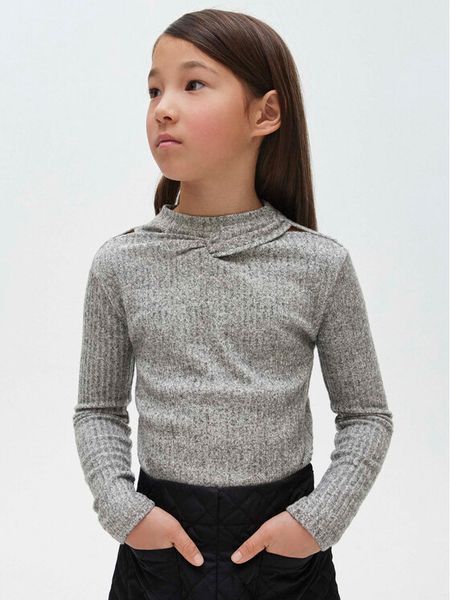 Mayoral Bluzka 7.051 Szary Regular Fit. Szare bluzki i koszule dziewczęce Mayoral, bez wzorów, z syntetyku, bez kołnierzyka, bez ramiączek. Za 69.99 zł.