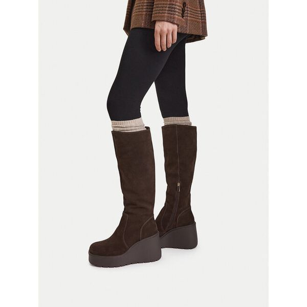 Kozaki Badura. Brązowe kozaki damskie Badura, bez obcasa, na koturnie, bez zapięcia. Za 349.99 zł.