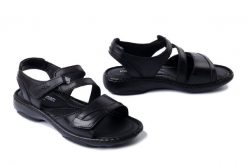 JOSEF SEIBEL 76725 476 105 Debra 25 black-black, sandały damskie. Czarne sandały damskie Josef Seibel, bez wzorów, ze skóry, bez obcasa, bez zapięcia. Za 239.92 zł.