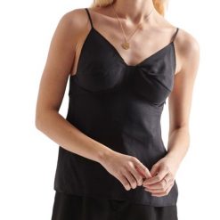 Koszulka turystyczna damska SuperDry Cupro Cami Top Top. Czarne koszulki sportowe damskie Superdry, m, bez wzorów, z wiskozy, bez ramiączek. Za 134.00 zł.