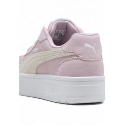 Damskie sneakersy Court Lally Skye z zamszu PUMA Rose Mauve White Pink. Białe obuwie sportowe damskie Puma, bez zapięcia, tenisowe. W wyprzedaży za 154.00 zł.