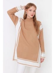 Trendyol Sweter w kolorze karmelowo-białym rozmiar: L/XL. Brązowe swetry klasyczne damskie Trendyol, l, bez kołnierzyka. Za 78.99 zł.