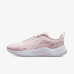 Nike Downshifter 12 Buty do biegania damskie. Czerwone obuwie sportowe damskie Nike, do biegania, nike downshifter. Za 219.99 zł.