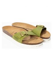 Sunbay Skórzane klapki "Jasmin" w kolorze zielonym rozmiar: 39. Zielone klapki damskie Sunbay, bez wzorów, z otwartym noskiem, bez obcasa, bez zapięcia. Za 154.95 zł.