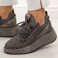 Szare sneakersy damskie Scaviola w572. Szare obuwie sportowe damskie Sca'viola, na jesień, z jeansu, bez zapięcia. Za 429.00 zł.