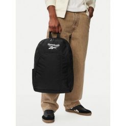 Plecak Reebok. Czarne plecaki Reebok, bez wzorów. Za 69.99 zł.