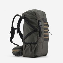 Plecak Bushcraft 50 litrów V2. Brązowe plecaki SOLOGNAC, bez wzorów, z materiału. Za 199.99 zł.