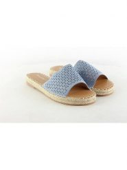 Poti Pati Klapki w kolorze niebieskim rozmiar: 38. Niebieskie klapki damskie Poti Pati, bez wzorów, z otwartym noskiem, bez obcasa, bez zapięcia. Za 74.63 zł.