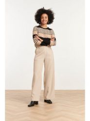 Smashed Lemon Spodnie w kolorze beżowym rozmiar: L. Brązowe spodnie materiałowe damskie Smashed Lemon, bez wzorów, z materiału. Za 176.08 zł.