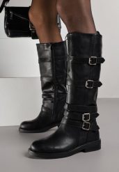 Czarne Kozaki Bikery Ozdobione Paskami i Kwadratowymi Klamrami Lingara. Czarne kozaki damskie Born2be, z jeansu, bez obcasa, na płaskiej podeszwie, bez zapięcia. Za 179.99 zł.