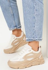 Ciemnobeżowe Sneakersy z Bieżnikiem i Naszywkami Hene. Brązowe obuwie sportowe damskie Born2be, na jesień, za kostkę, bez zapięcia. Za 119.99 zł.